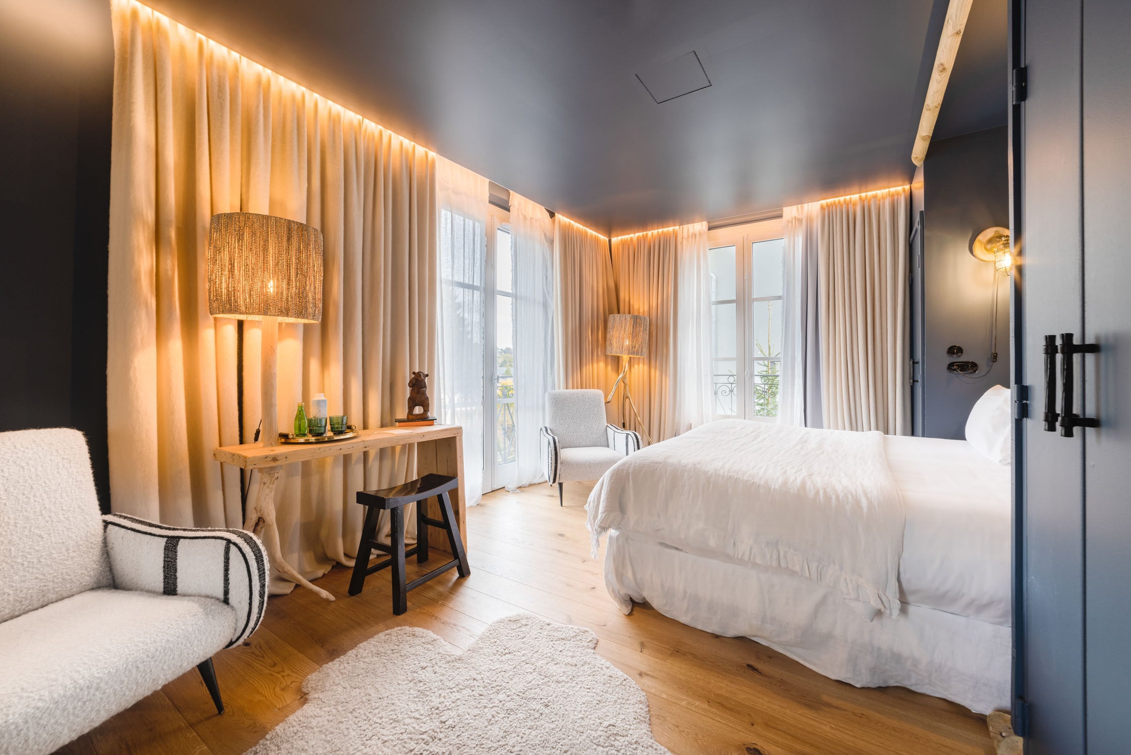 Une nuit au Grand Hôtel du Soleil d'Or - Saison d'été
